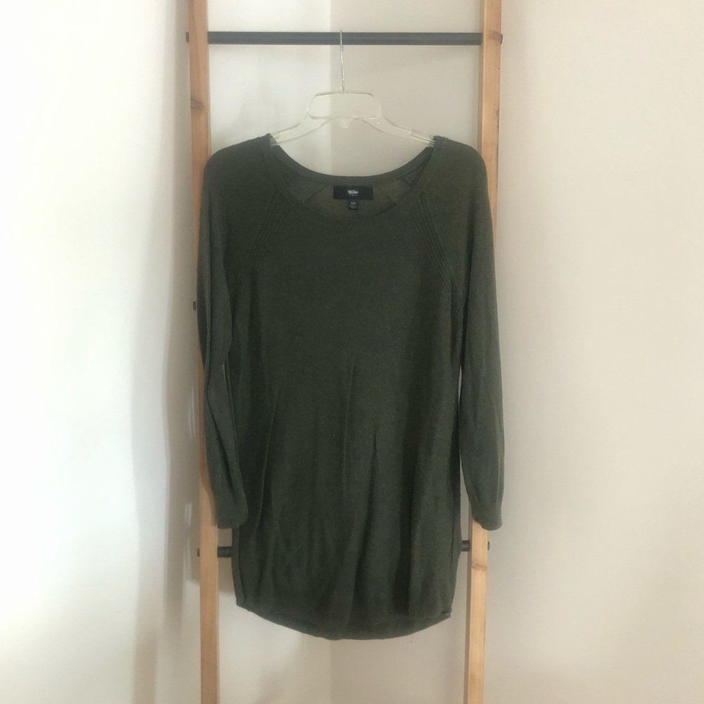 Dark green sweater